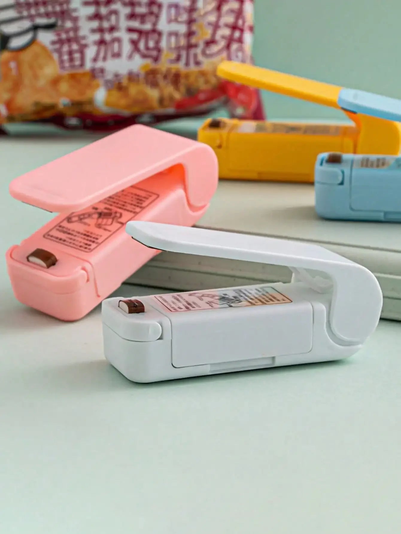 1pc Mini Food Sealer Machine, Portable Household Plastic Bag Sealing Device, Moisture-Proof & Fresh-Keeping Deals 4 U   Deals 4 U